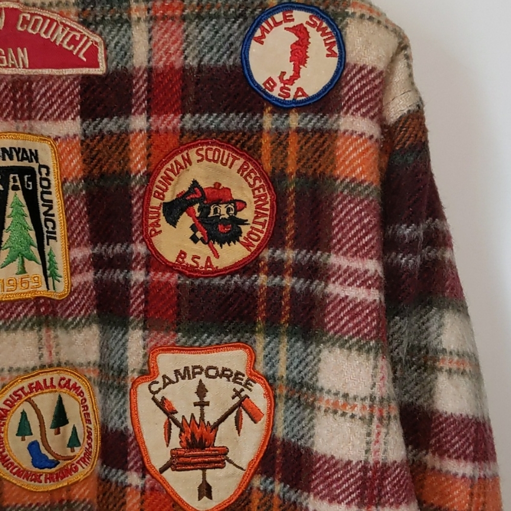 JCPenney Towncraft L Vintage Disney Boyscouts Hiking Etc Patches Hipster Shacket - Picture 12 of 13